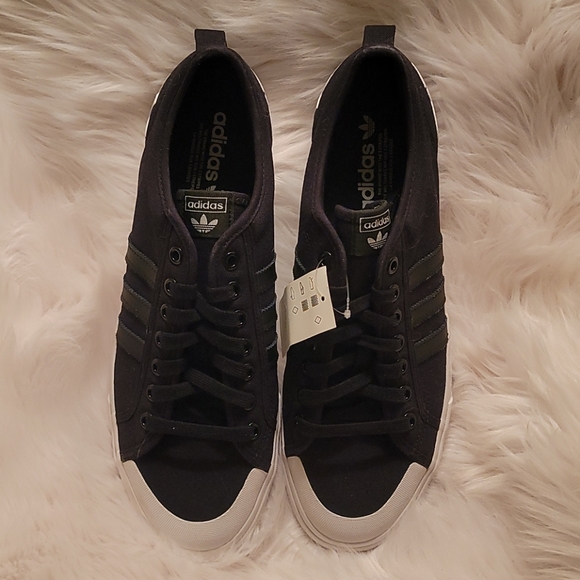 Adidas Nizza Sneaker - Picture 2 of 5